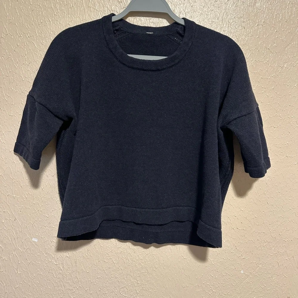 Lululemon Bhakti Reality Short Sleeve Sweater Size 8‎ Navy